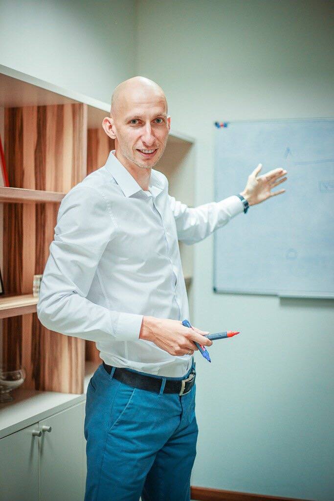 Евгений Великанов